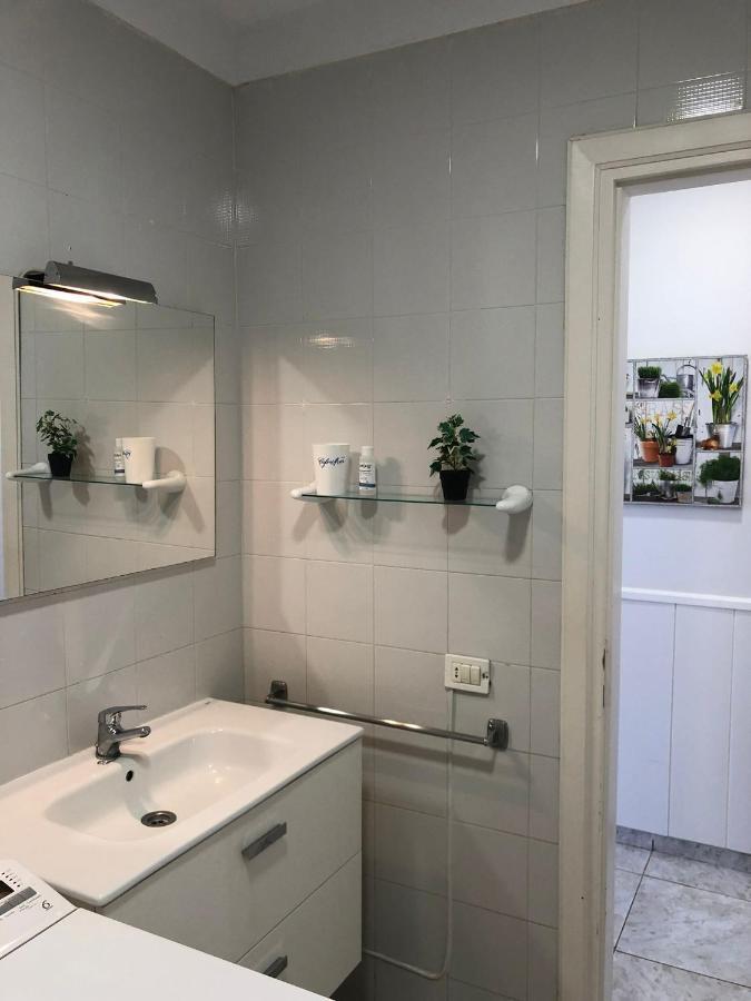 Apartamento De 1 Dormitorio En Victoria Court 2 Los Cristianos. Los Cristianos  Kültér fotó